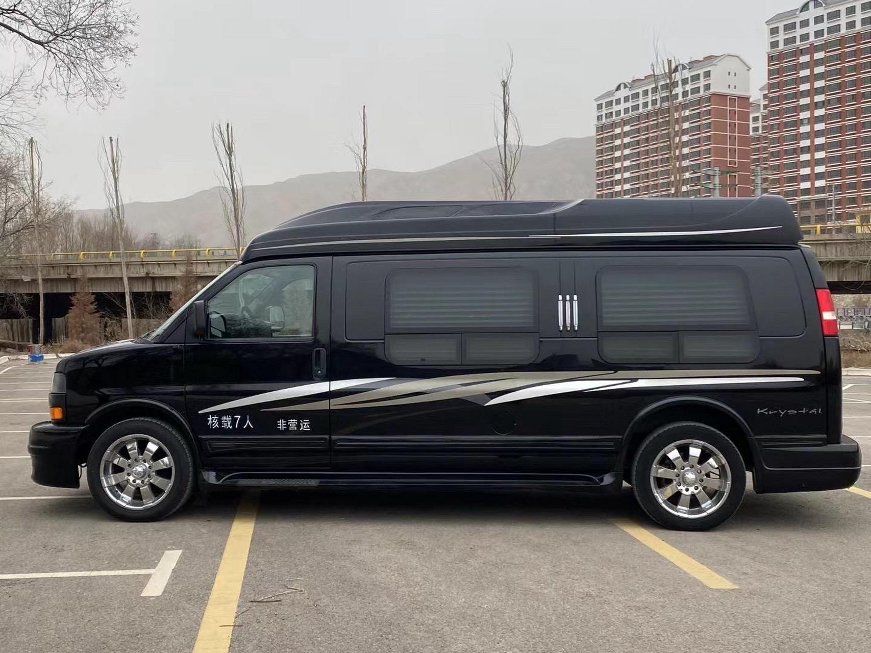 实表七万公里 2011年上牌落地200万的gmc萨瓦纳七座商务之星6.