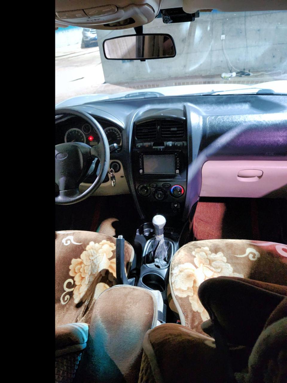 2014年1月上牌的华泰圣达菲,手动单油,审车保险费用遥远,上手零投资