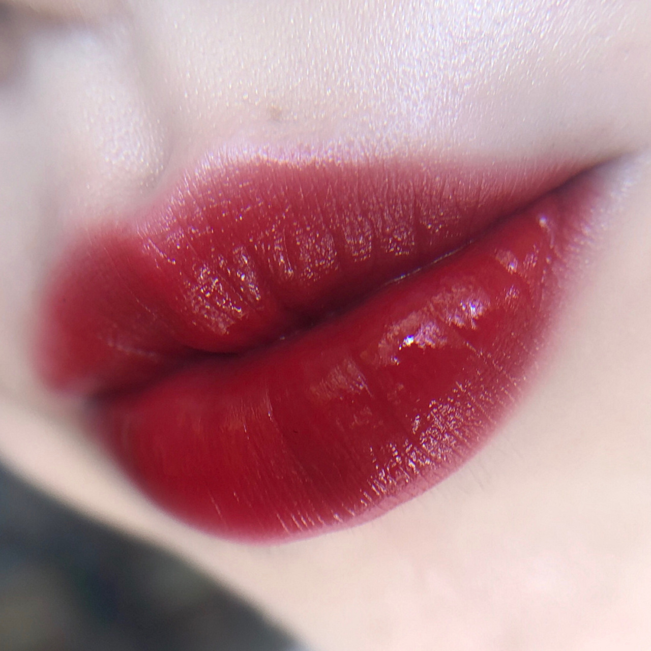 这个咖啡色也太特别了吧!你是不是还没有这只口红?