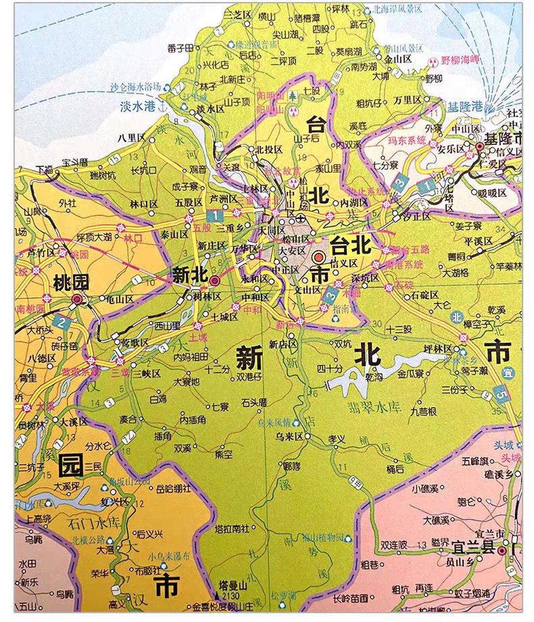 台北都市圈,以台北市为中心,新北市环绕台北,东北有基隆市基隆港,西南