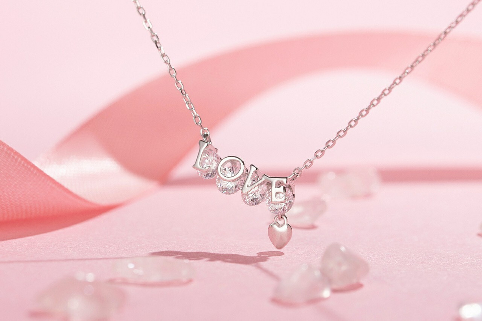 首饰摄影 | 商业拍摄 整理了一些项链的拍摄 #产品摄影# #首饰拍摄