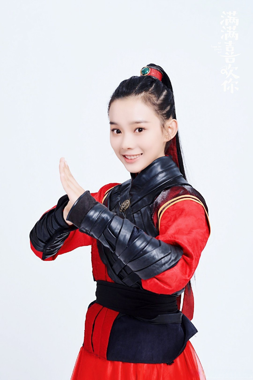 鲁照华在古装造型上确实是非常出色的,她所呈现出来的美感和气质真的