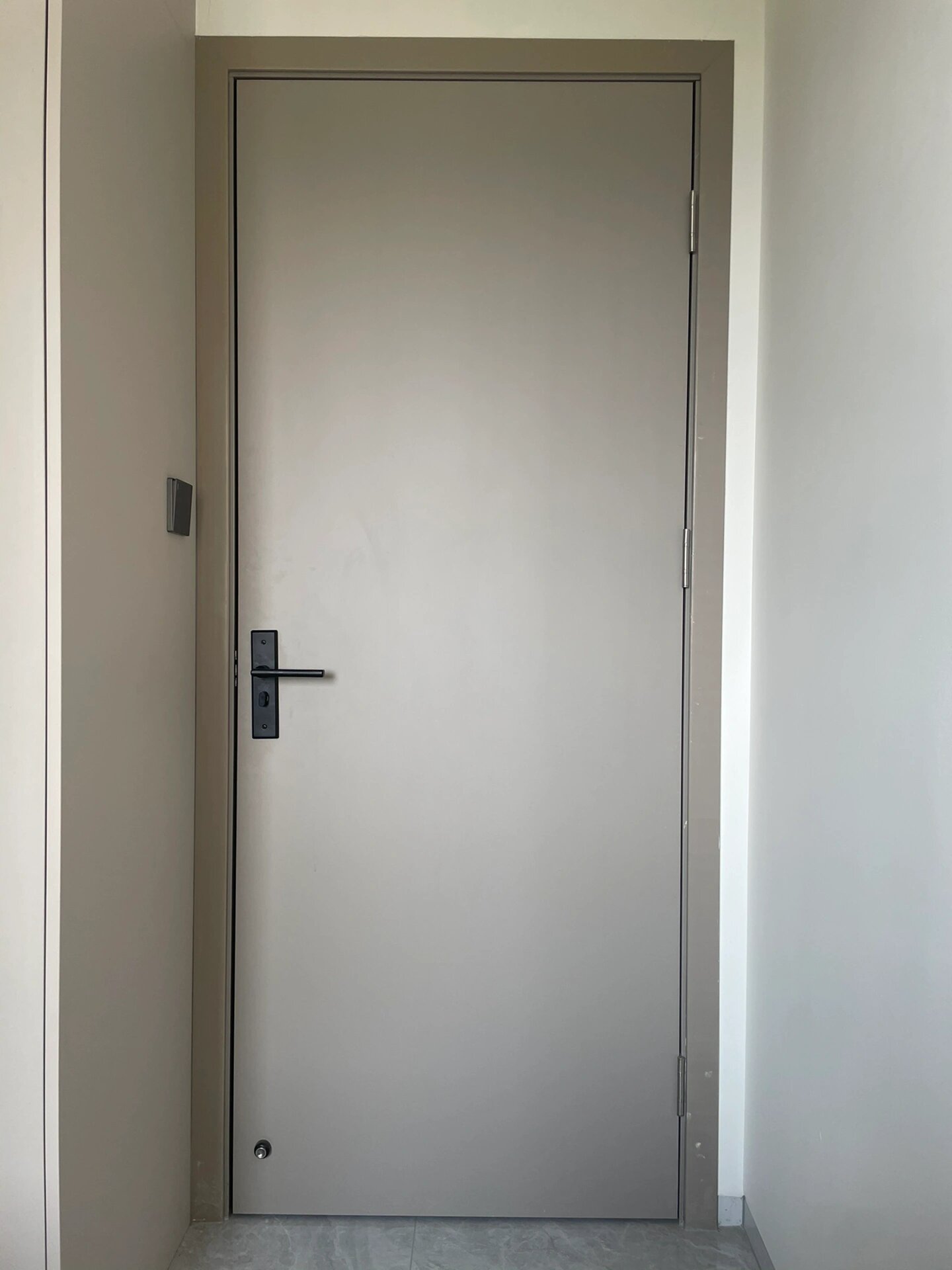 大家想看的门来了❗️下次装修还选极简黑白灰 大家想看的门来了