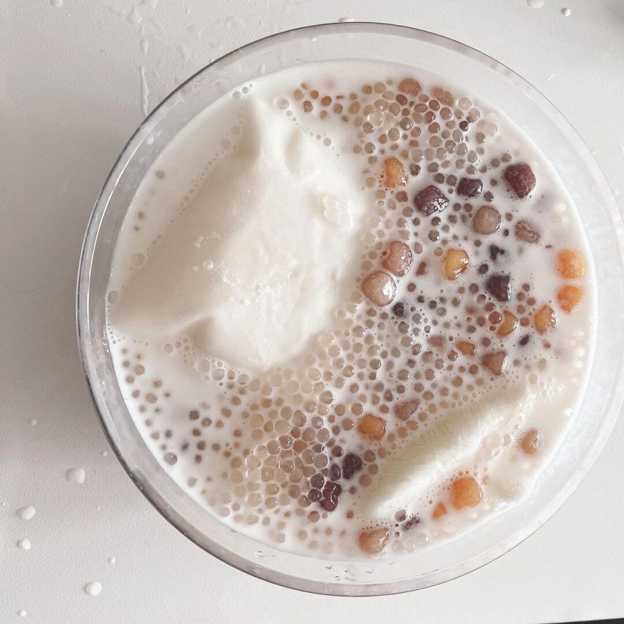 96step1:煮芋圆 芋圆全部浮起没有硬心即可,捞出后过凉水,过凉水