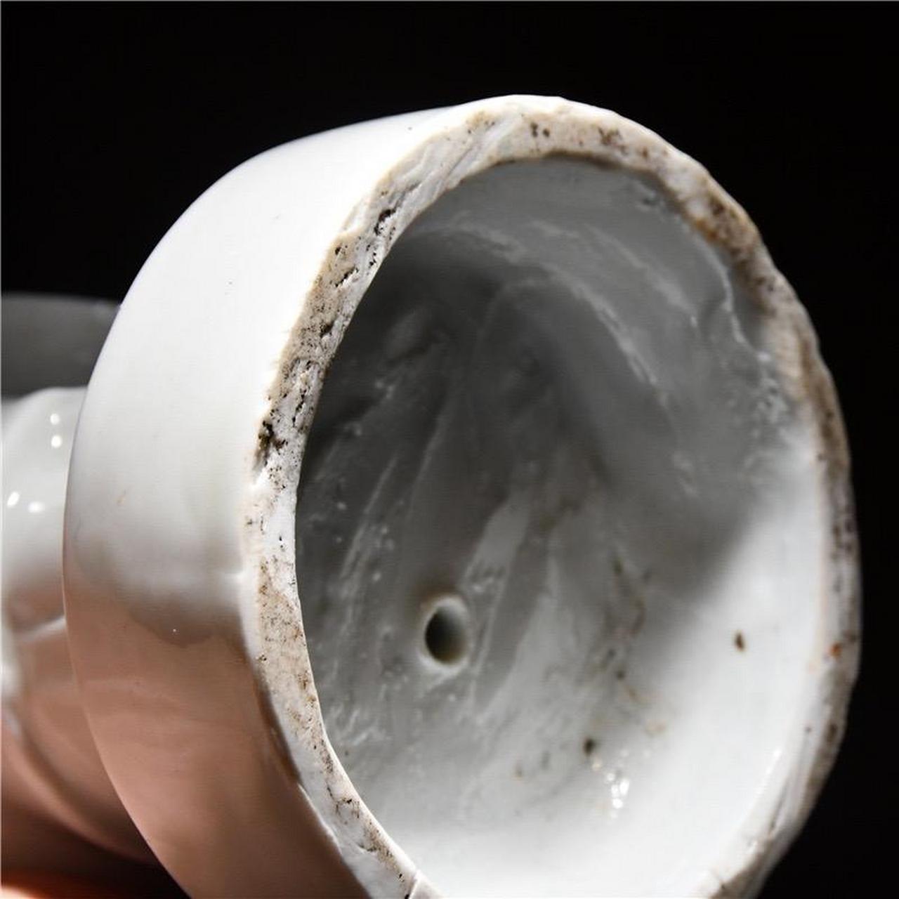 德化"博及渔人"款观音立像 款识:"博及渔人"四字双行篆书款说明:此件