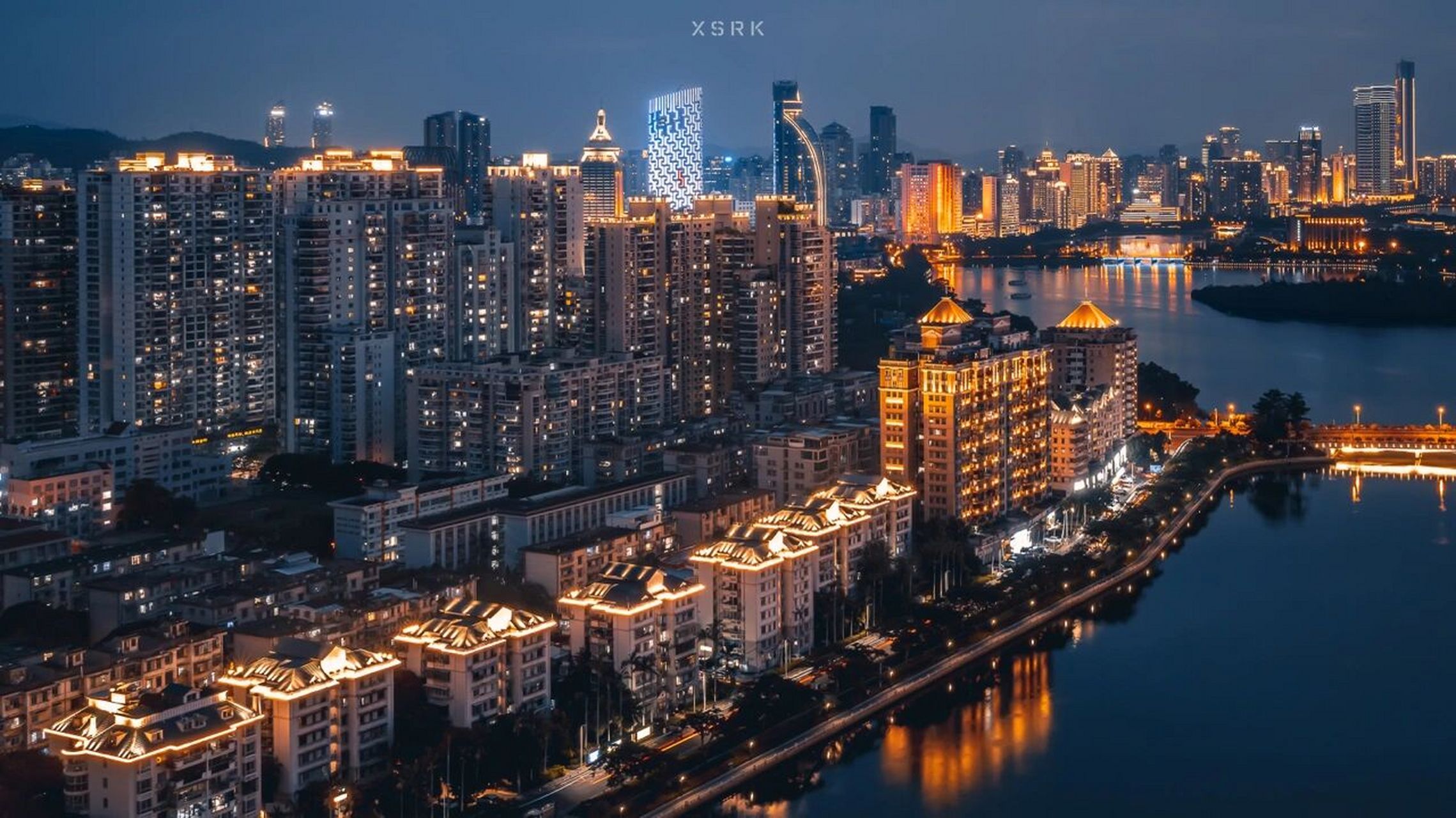 99拍摄地址:楼顶,山顶 95调色主题:城市夜景调色 91适合场景