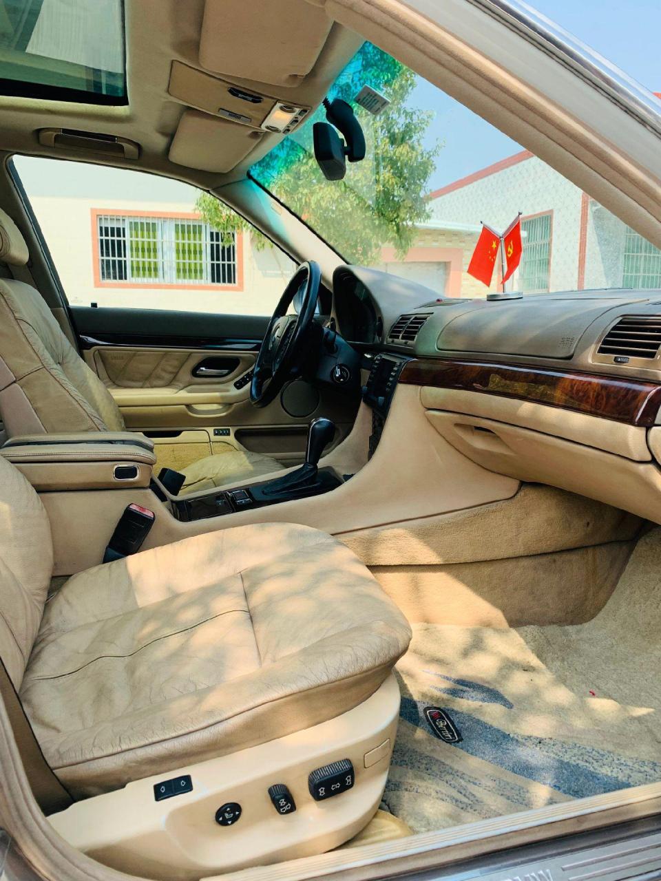 01年5月纯进口宝马728il 超级富豪座驾 实表17万公里 老古董收藏级别