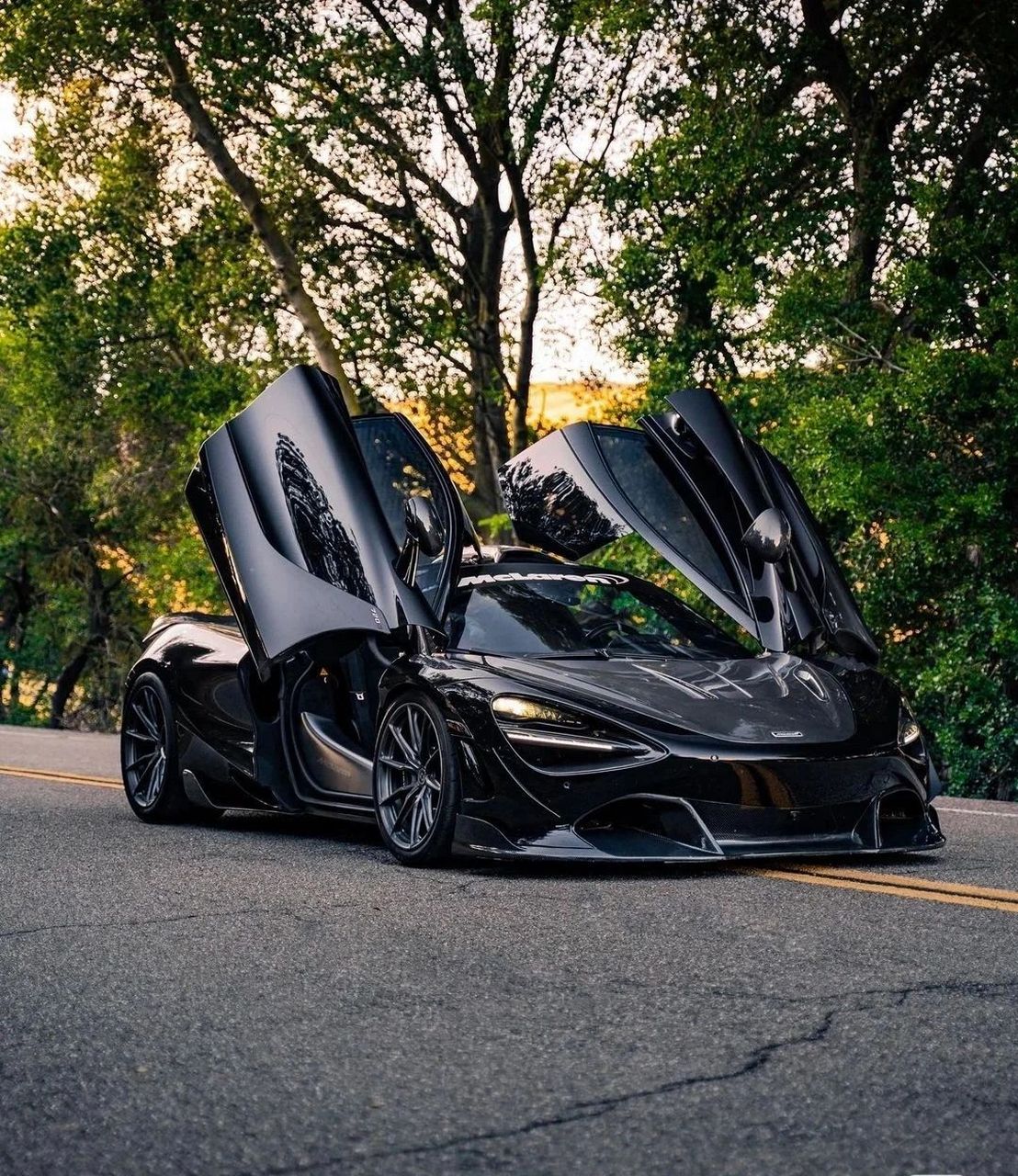 781599迈凯伦94(mclaren)94 布鲁斯·迈凯伦 作为迈凯伦