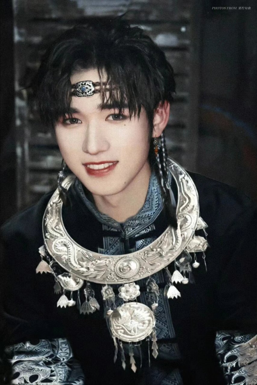 宋亚轩的绝美神图! 把你们的宋亚轩神图发出来吧!