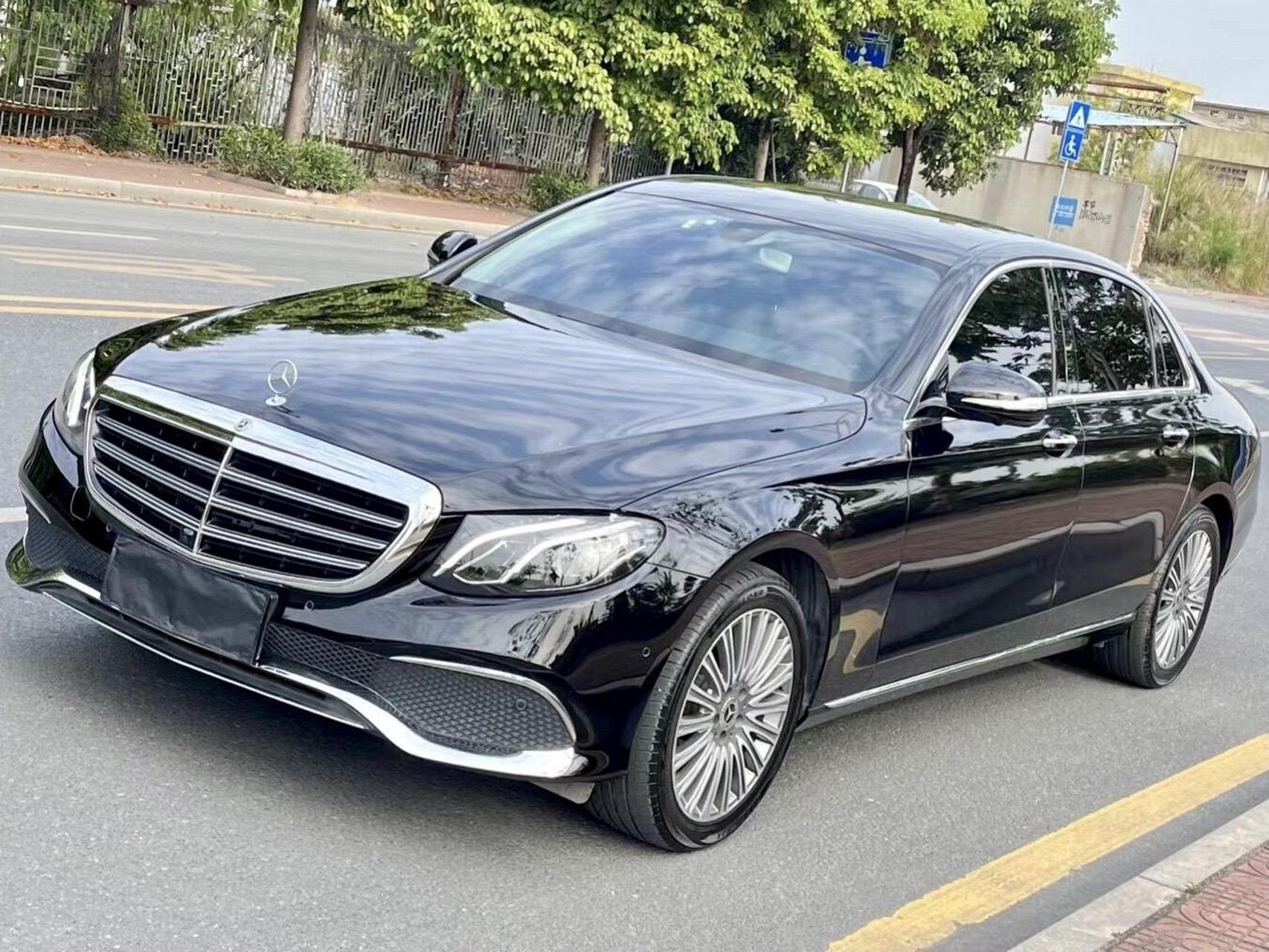 20款奔驰e300l 2020年4月上牌 排量2.