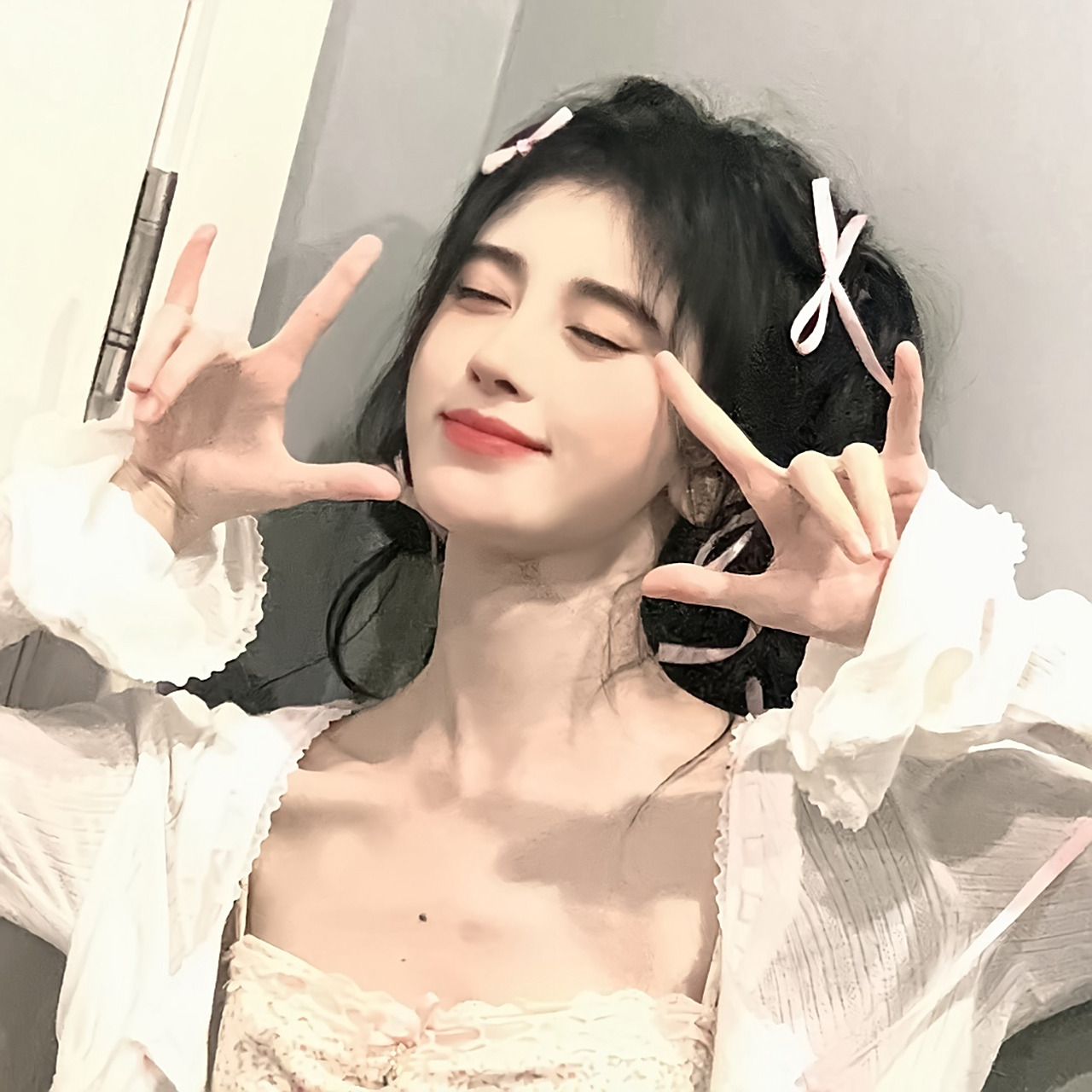 鞠婧祎的一组元气小清新头像合集
