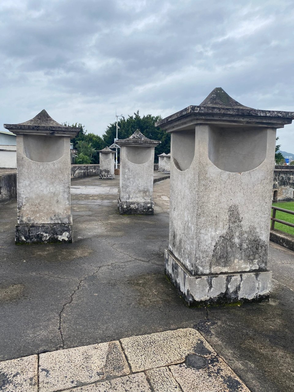 汕头石炮台公园 石炮台公园是一座以崎碌炮台为景点核心规划而成的