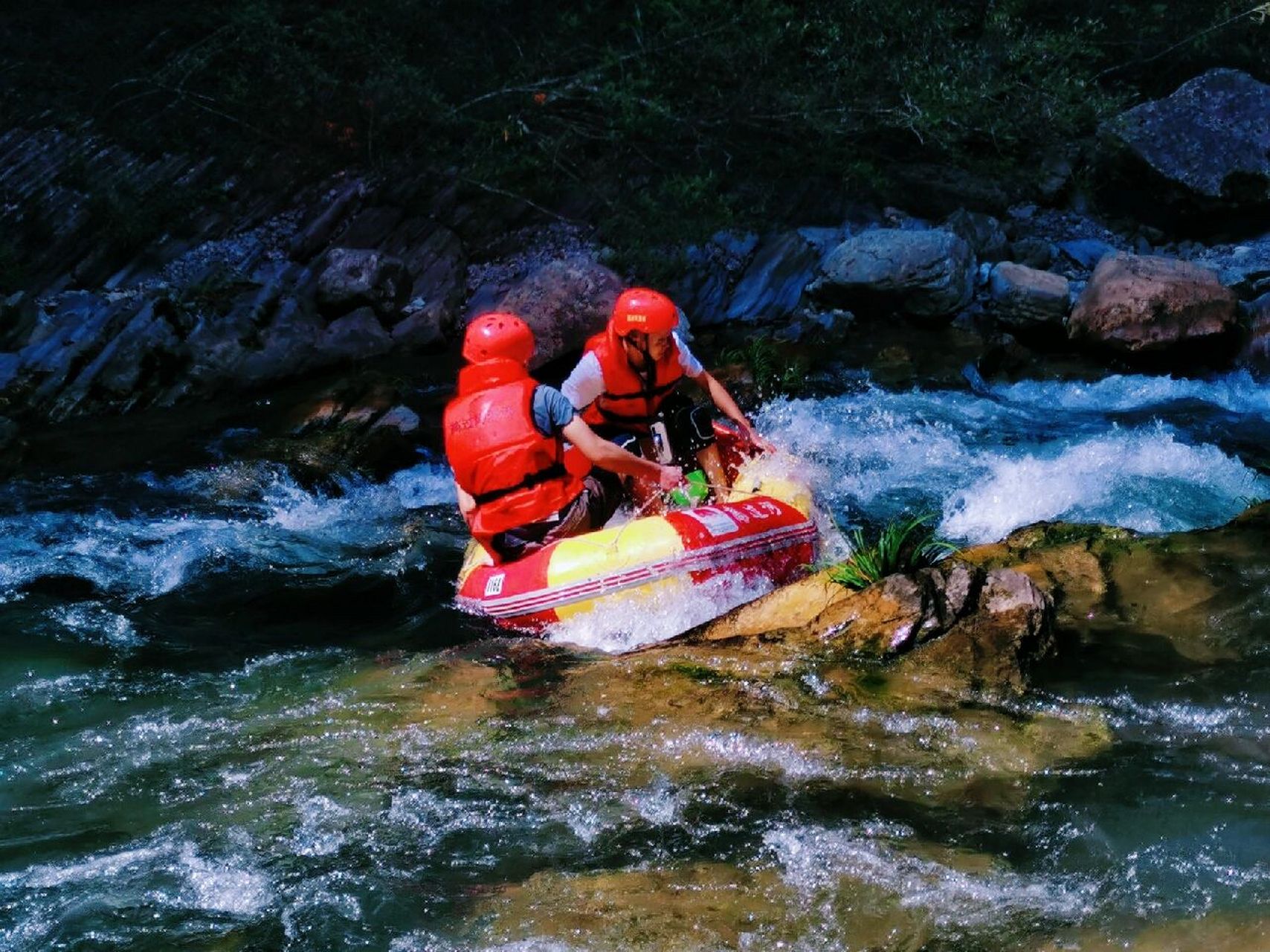 贵州旅游|高过河漂流 没有漂流的夏天是不完整的夏天 在这里可以感受