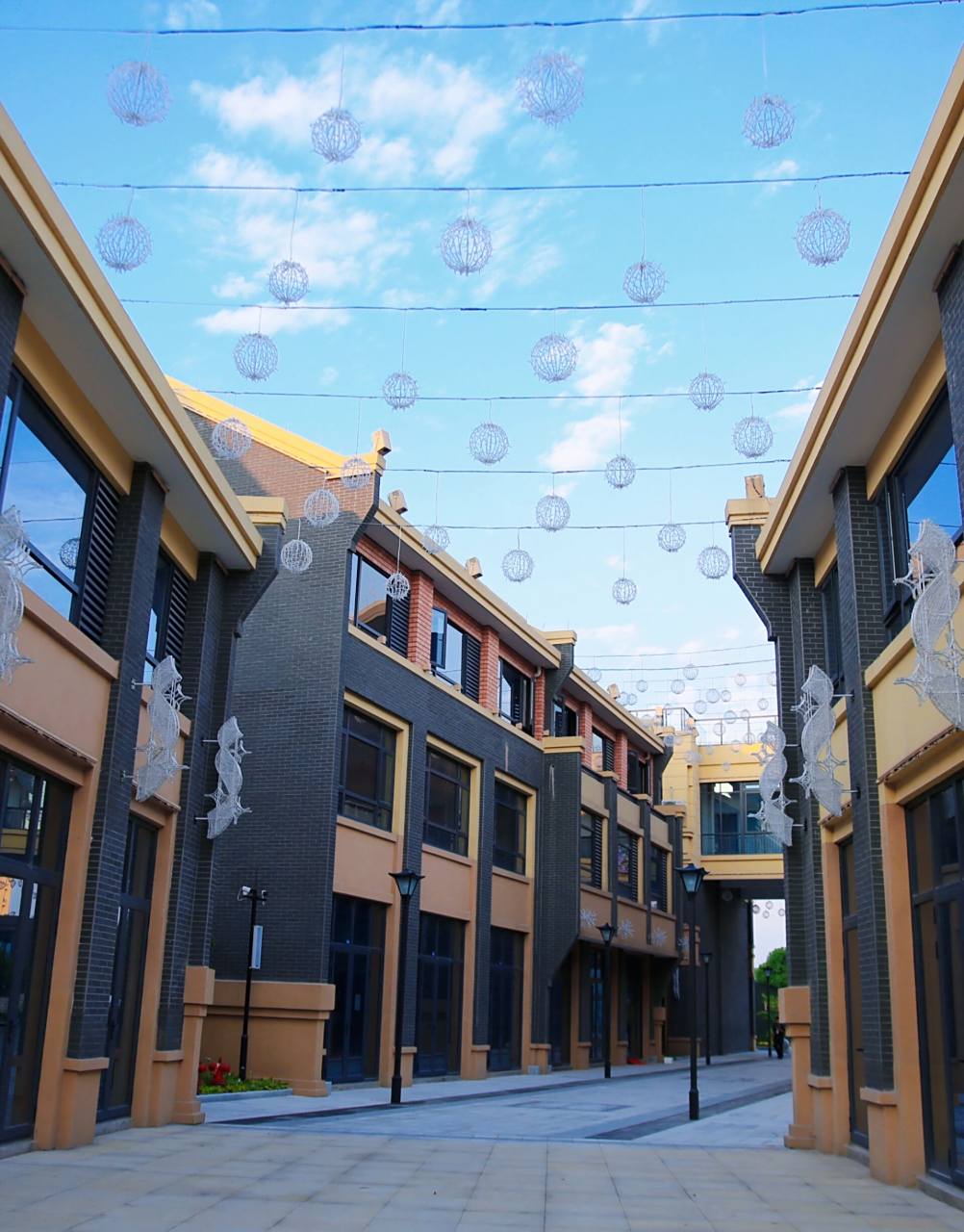 99%海宁人不知道的滨水民国风情街 夏末初秋的晚上 尊der超适合散步