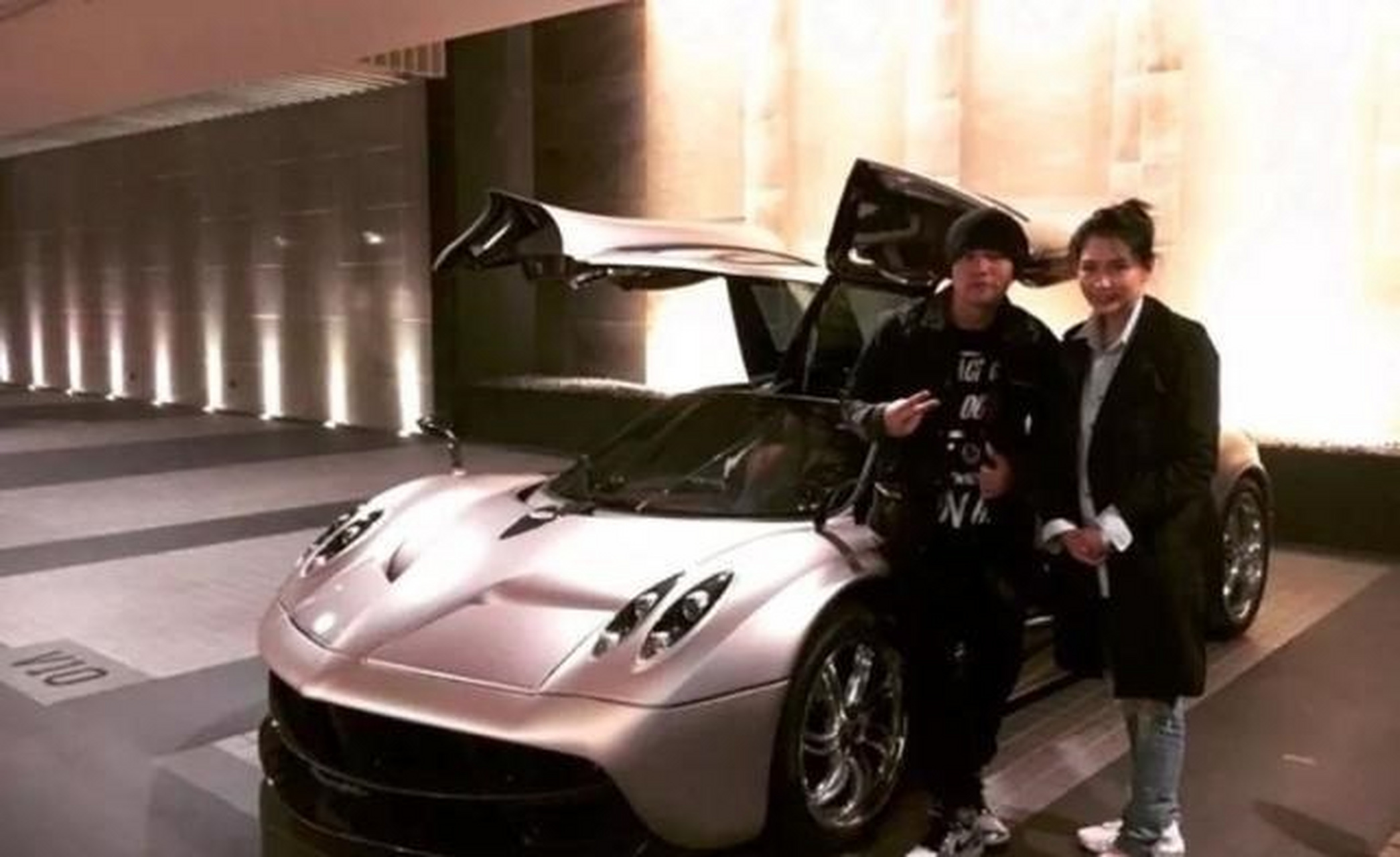 周杰伦先行曲# 【周杰伦座驾大盘点】兰博基尼urus.