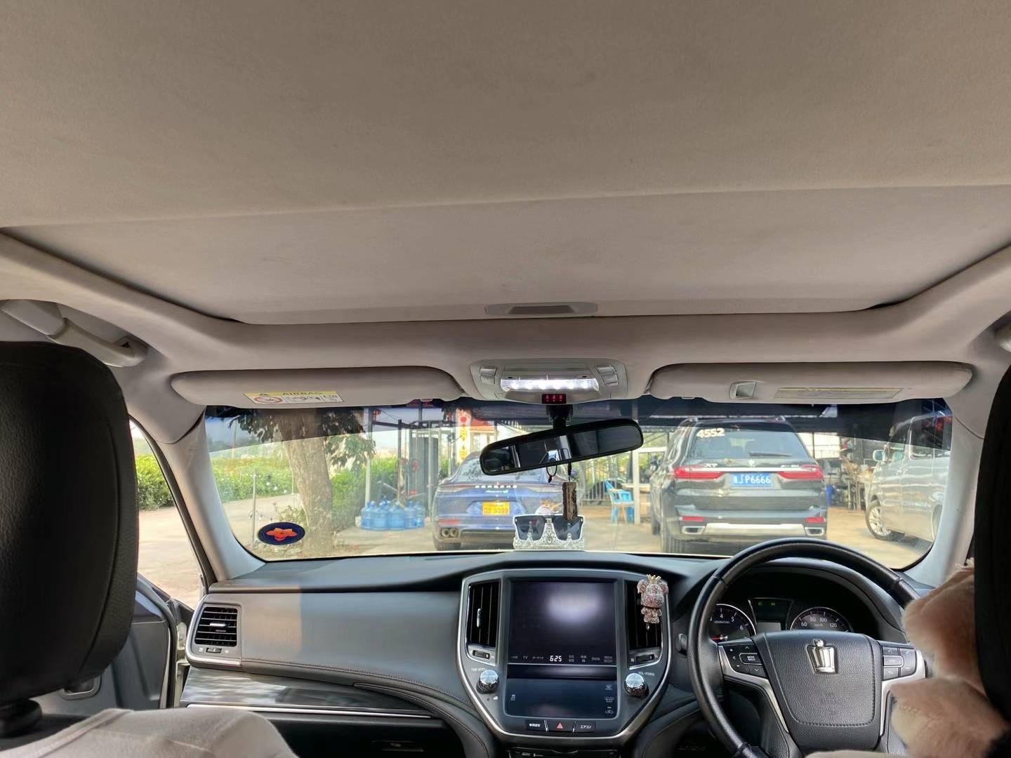 16年丰田皇冠 13万