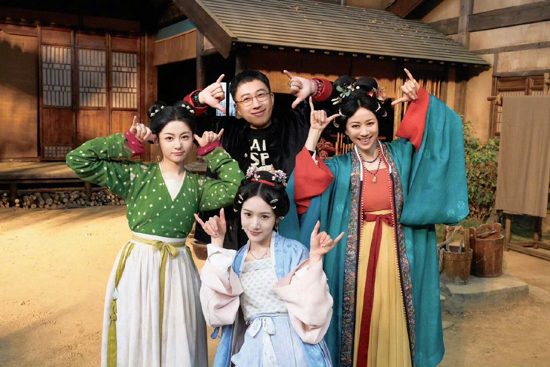 《五福临门》五组cp的情人节营业96#五福临门情人