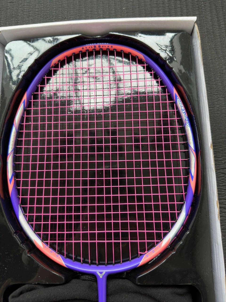 胜利威克多极速12f樱花刀羽毛球拍全碳素.