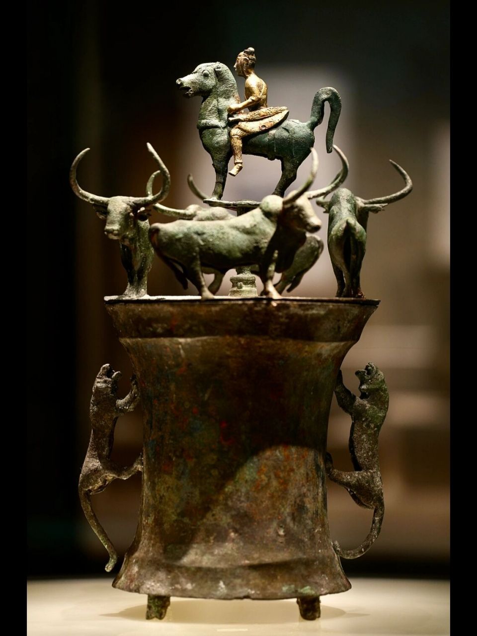 昆明·云南省博物馆|鎏金骑士贮贝器 云南省博物馆藏的另一件我们很