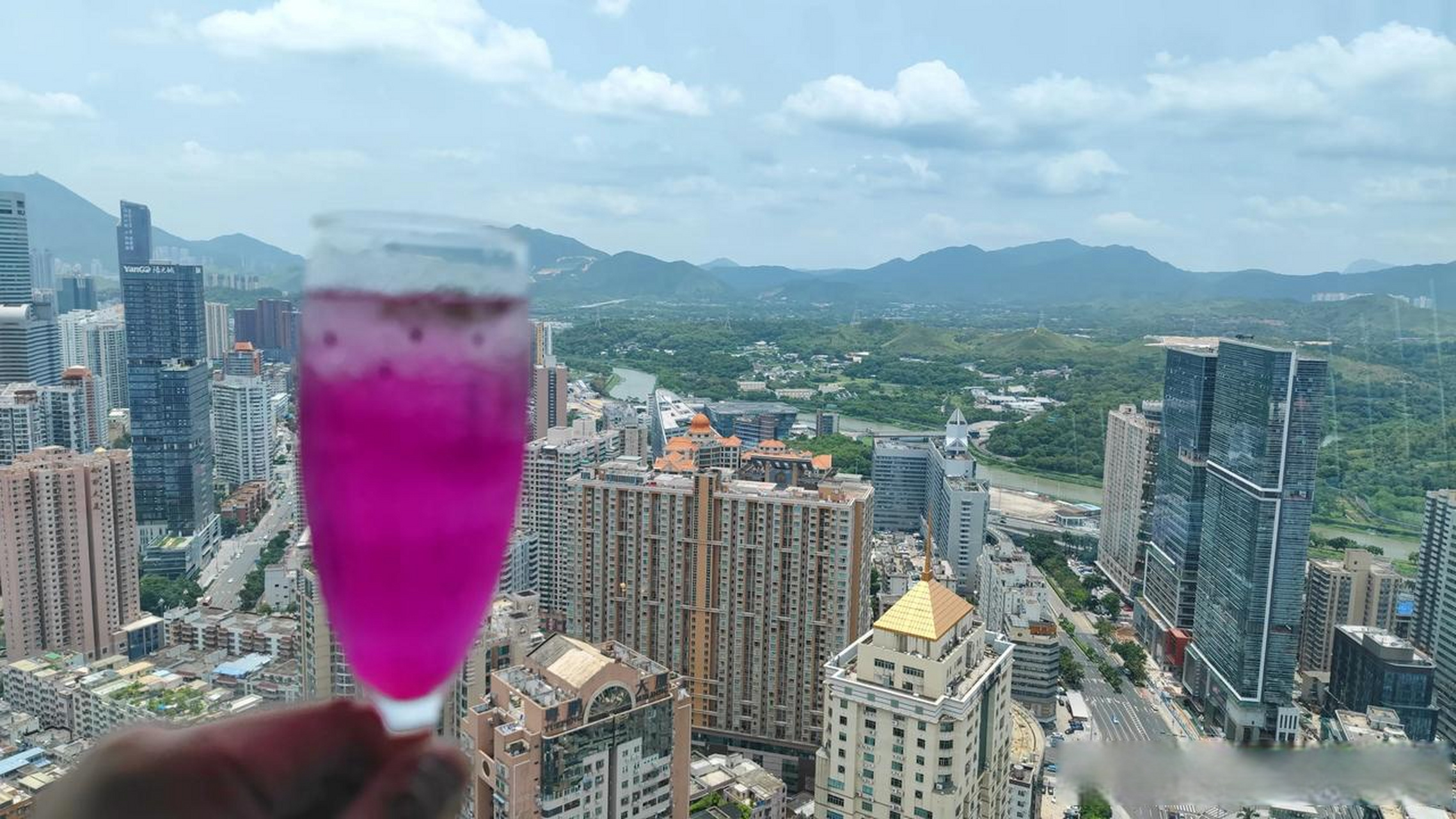 深圳美食|從深圳彭年萬麗酒店出發,探索雲端美食,俯瞰深港兩地之美