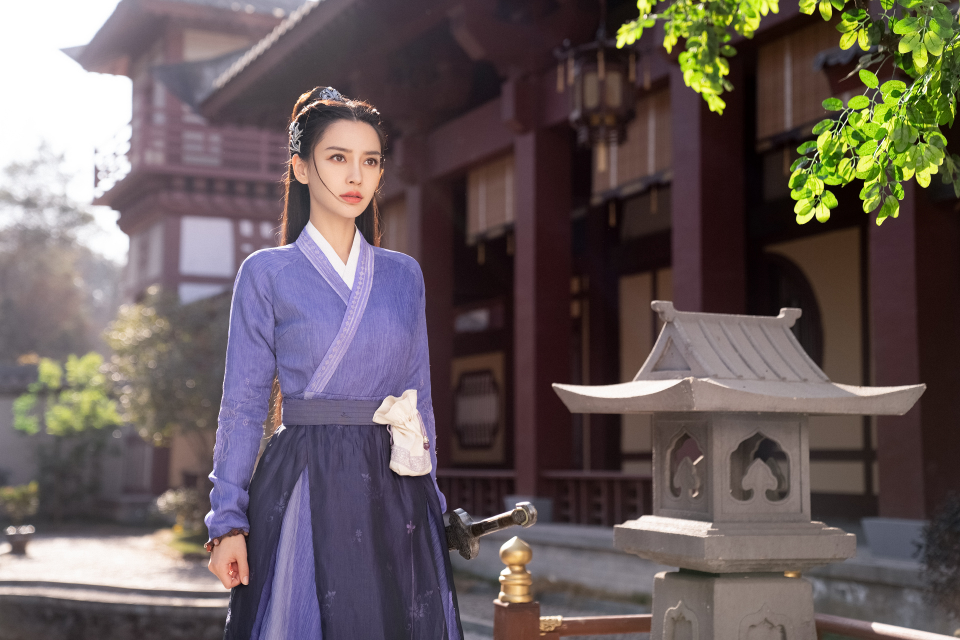 angelababy ·#尘缘# 张殷殷(已狐化)@angelababy 下山开启小狐狸的