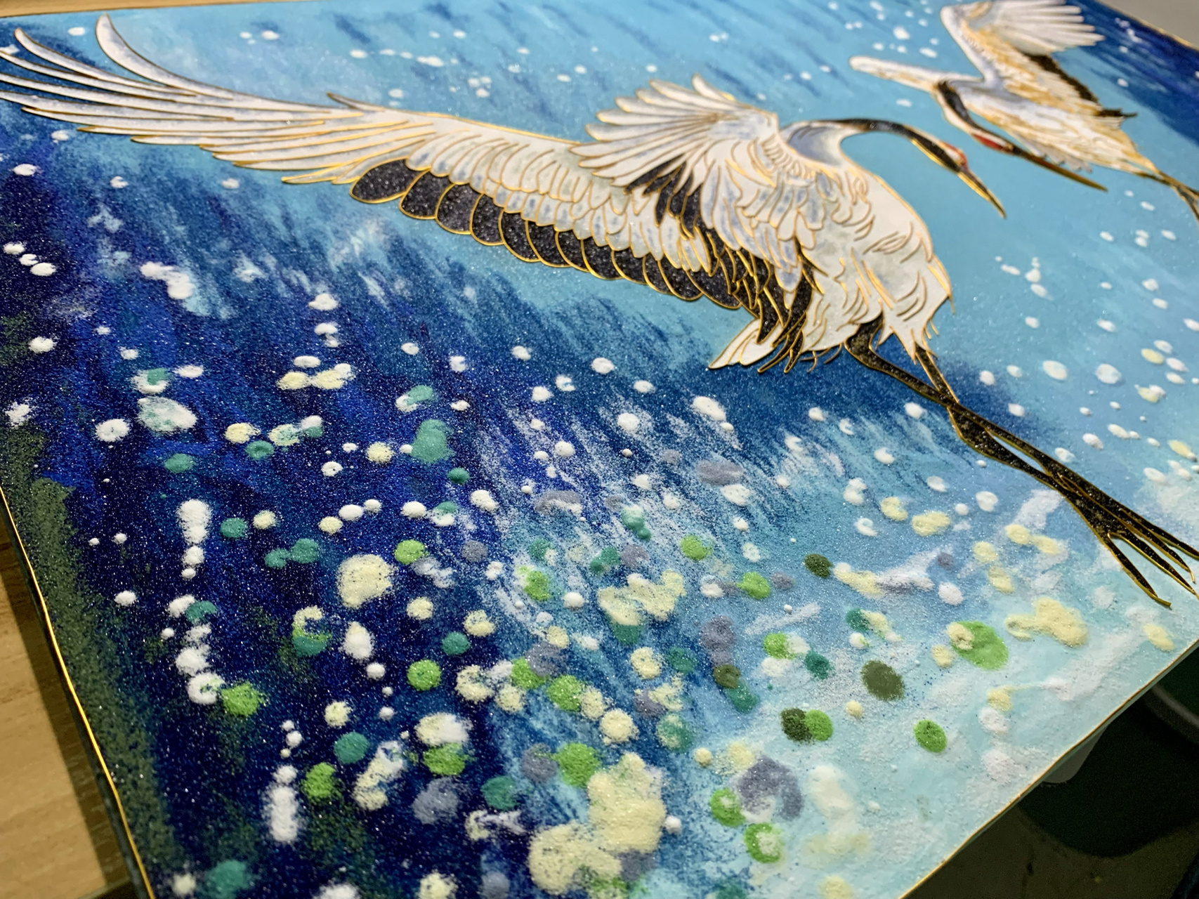 景泰蓝插丝珐琅画《舞仙鹤》 景泰蓝掐丝珐琅工艺画 最近被一副舞仙鹤