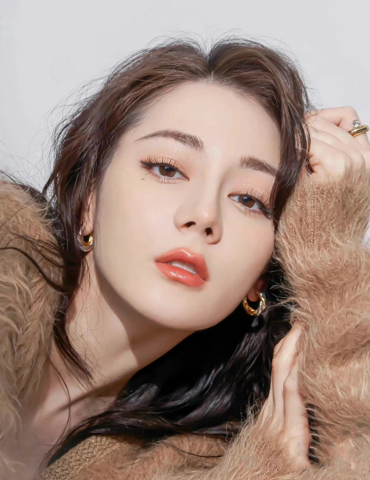 星盘分析迪丽热巴是只有美貌无演技的花瓶吗 今天我们来说说娱乐圈