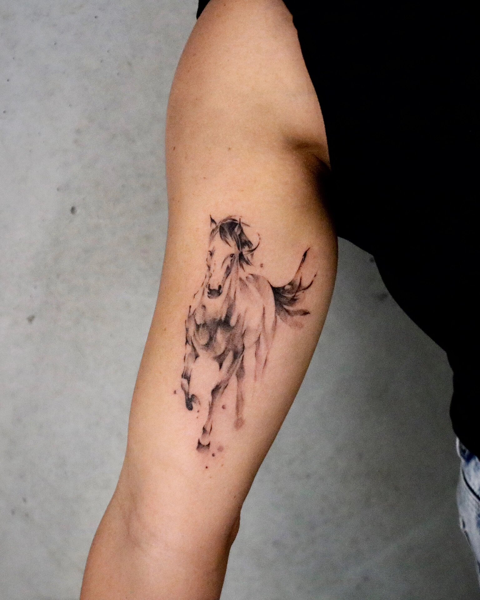 马|水墨纹身|奥克兰纹身