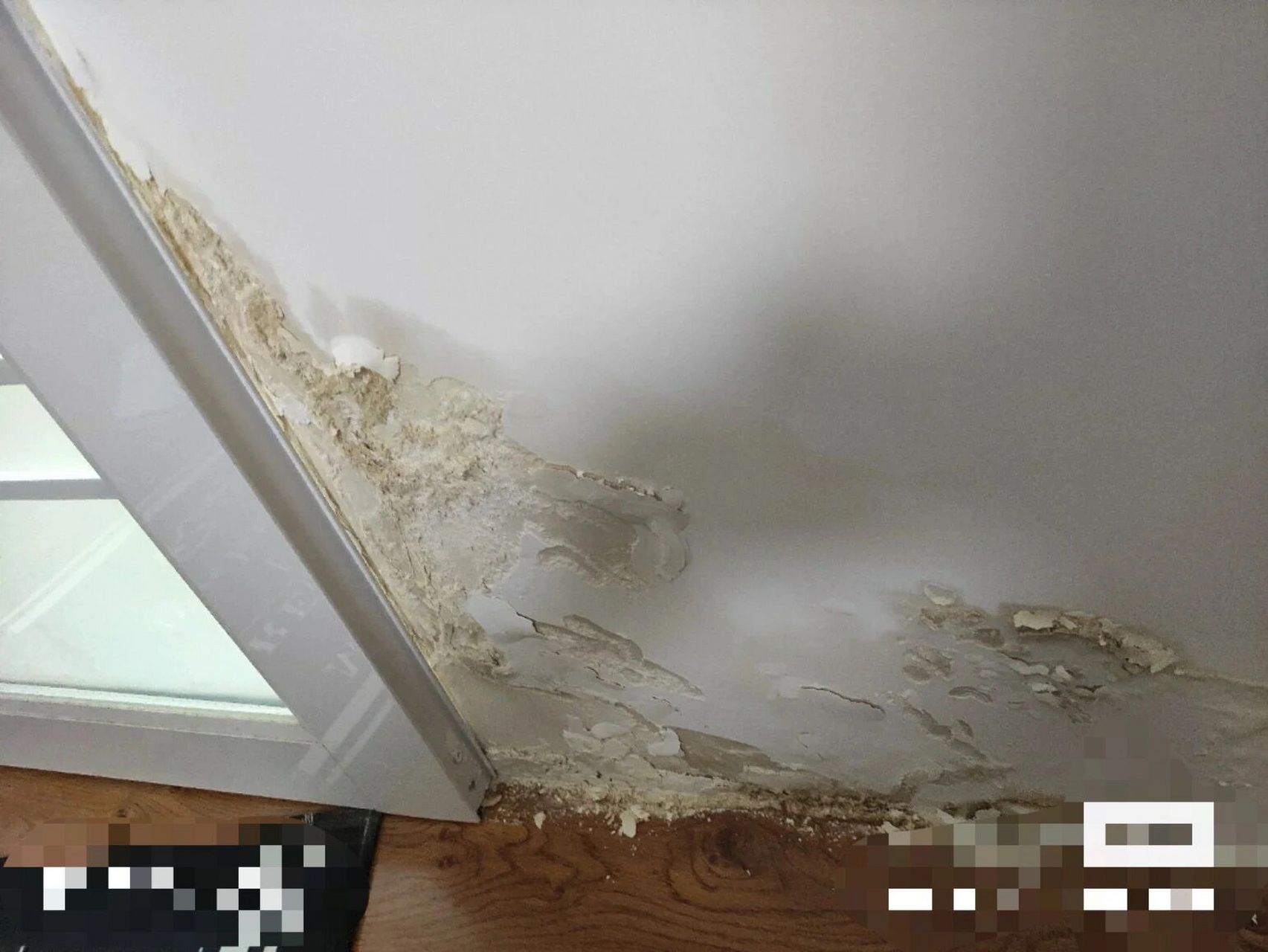 你家卫生间外面反碱起皮是因为你没有做一步 这几年装修行业确实内眷