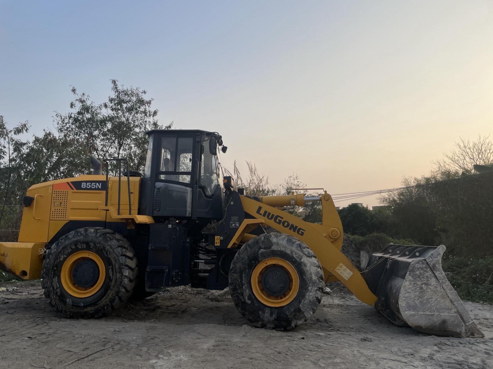 新款柳工855n长臂,真车实表!原版原车,4条还是原车胎,假一陪十!