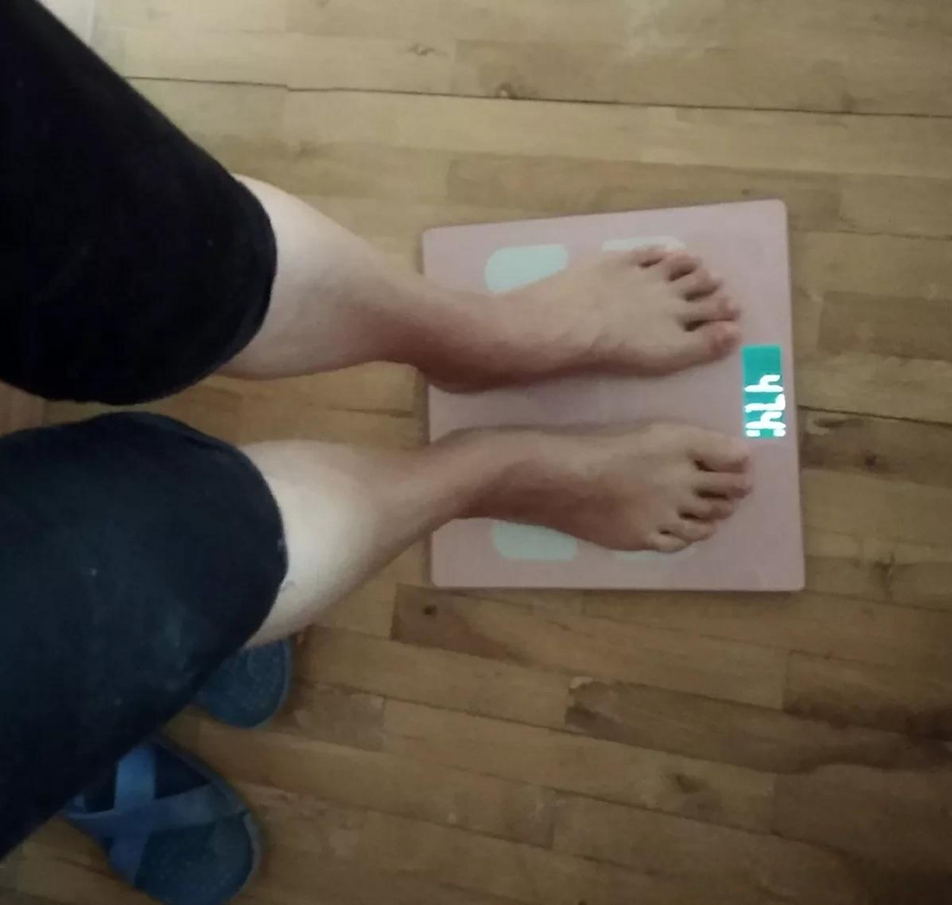 依然95斤,好久没称体重了.