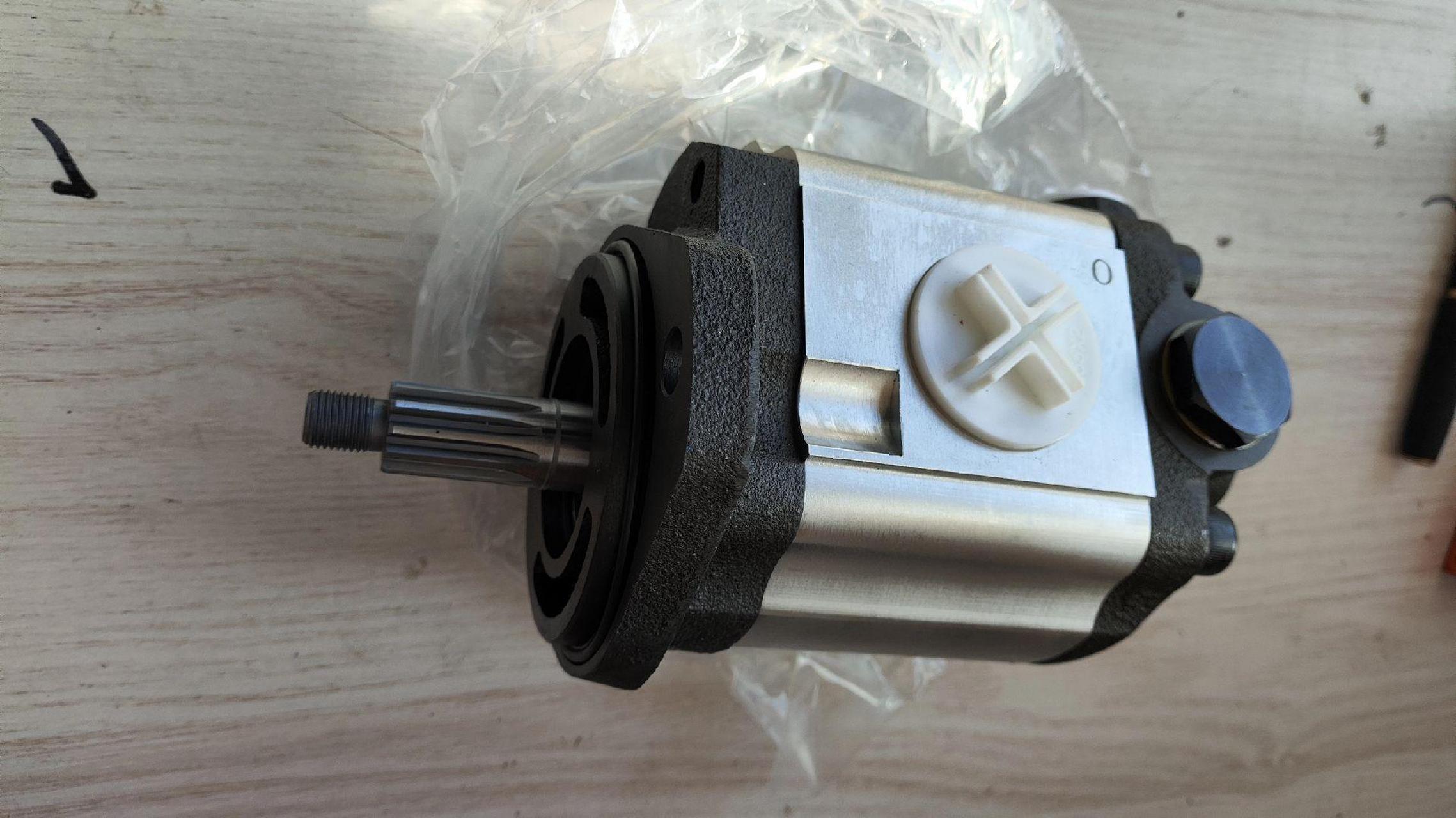 玉柴转向助力泵!