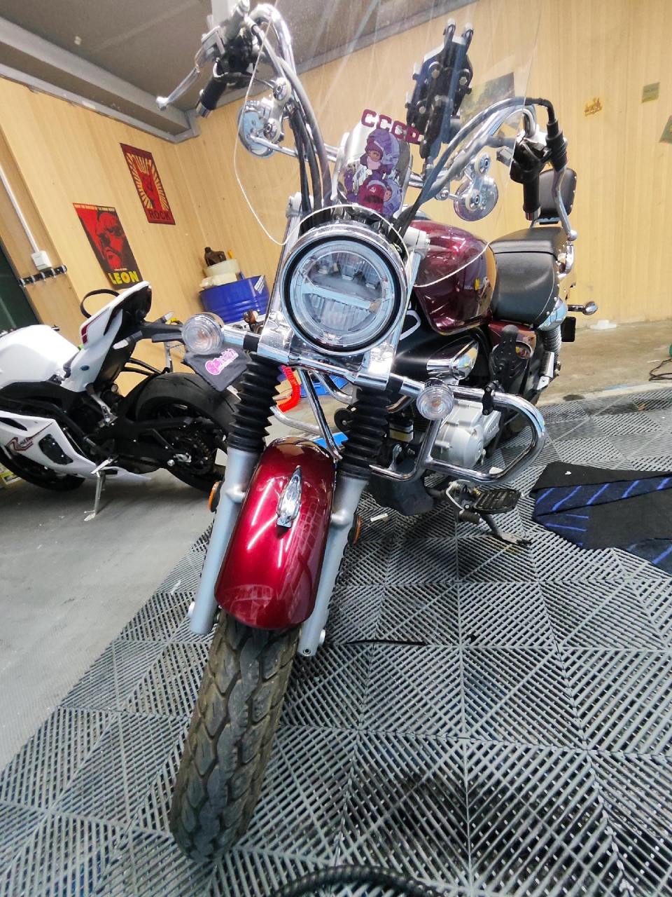 改色膜  摩托车改装 豪爵gzs150 龙血红