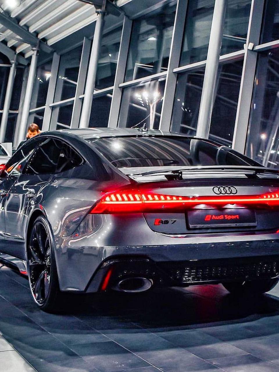 尊贵的奥迪车主!rs7的高清壁纸已上线 你的博友来取