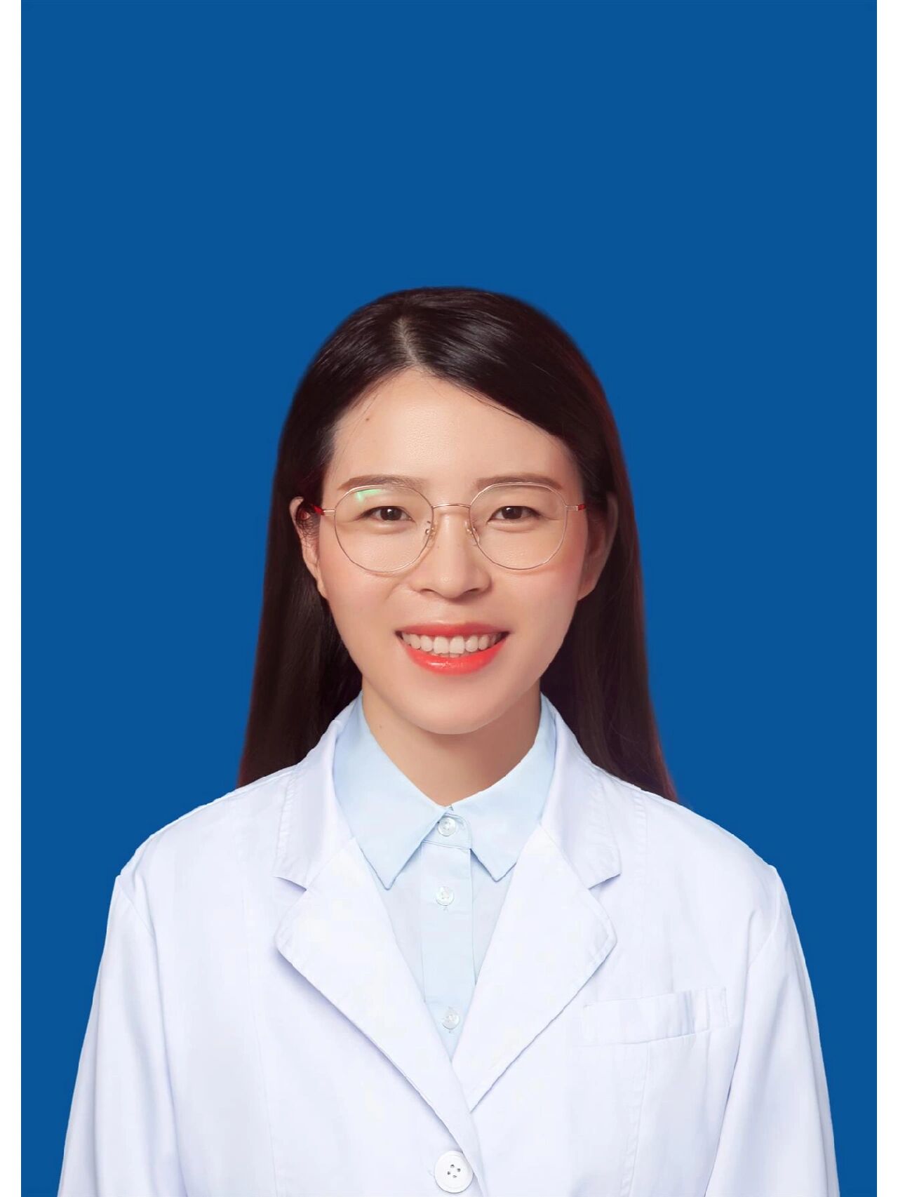 ps医生护士证件照白大褂修图前后对比