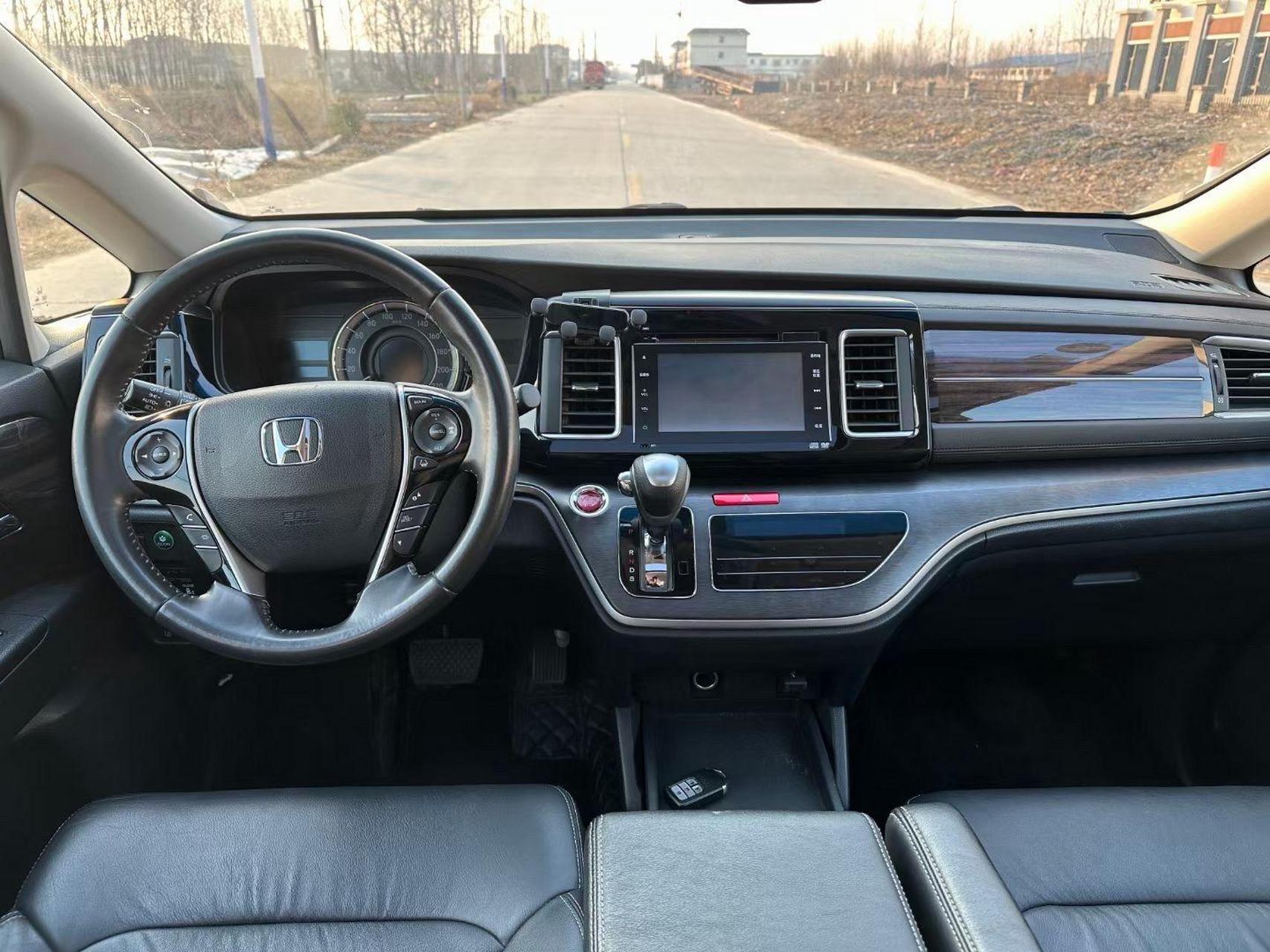 最新到家,准18年本田艾力绅2.4l至尊版最顶配!新车30.98万那款!