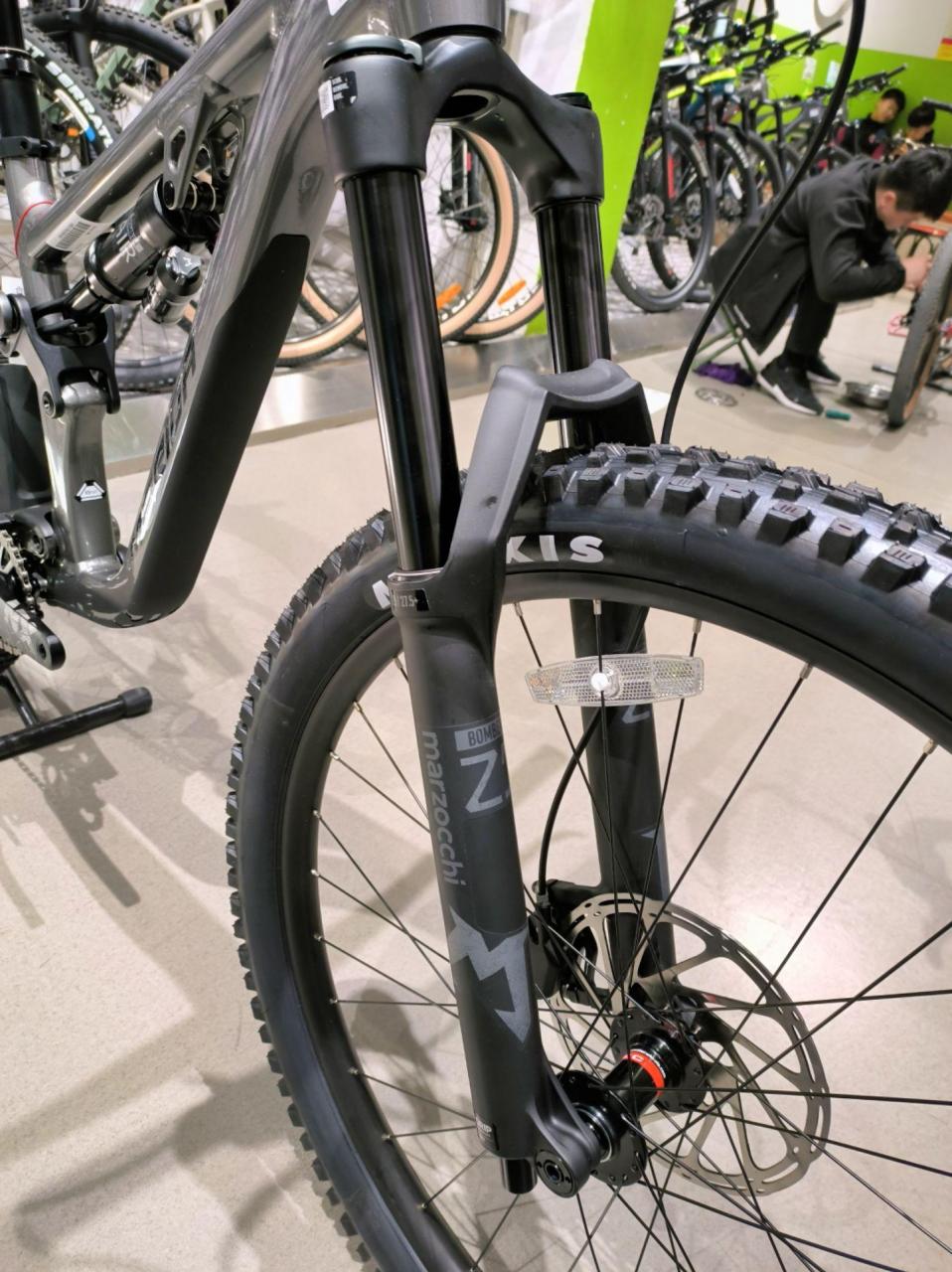 软尾山地车 新款美利达160软尾