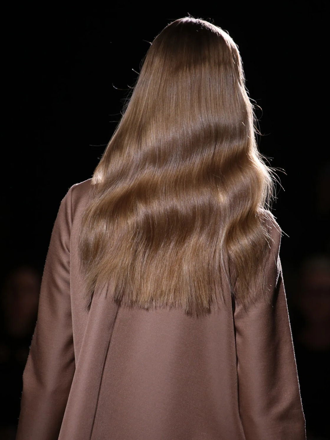 rochas 2014秋,整齐统一的秀场发型设计