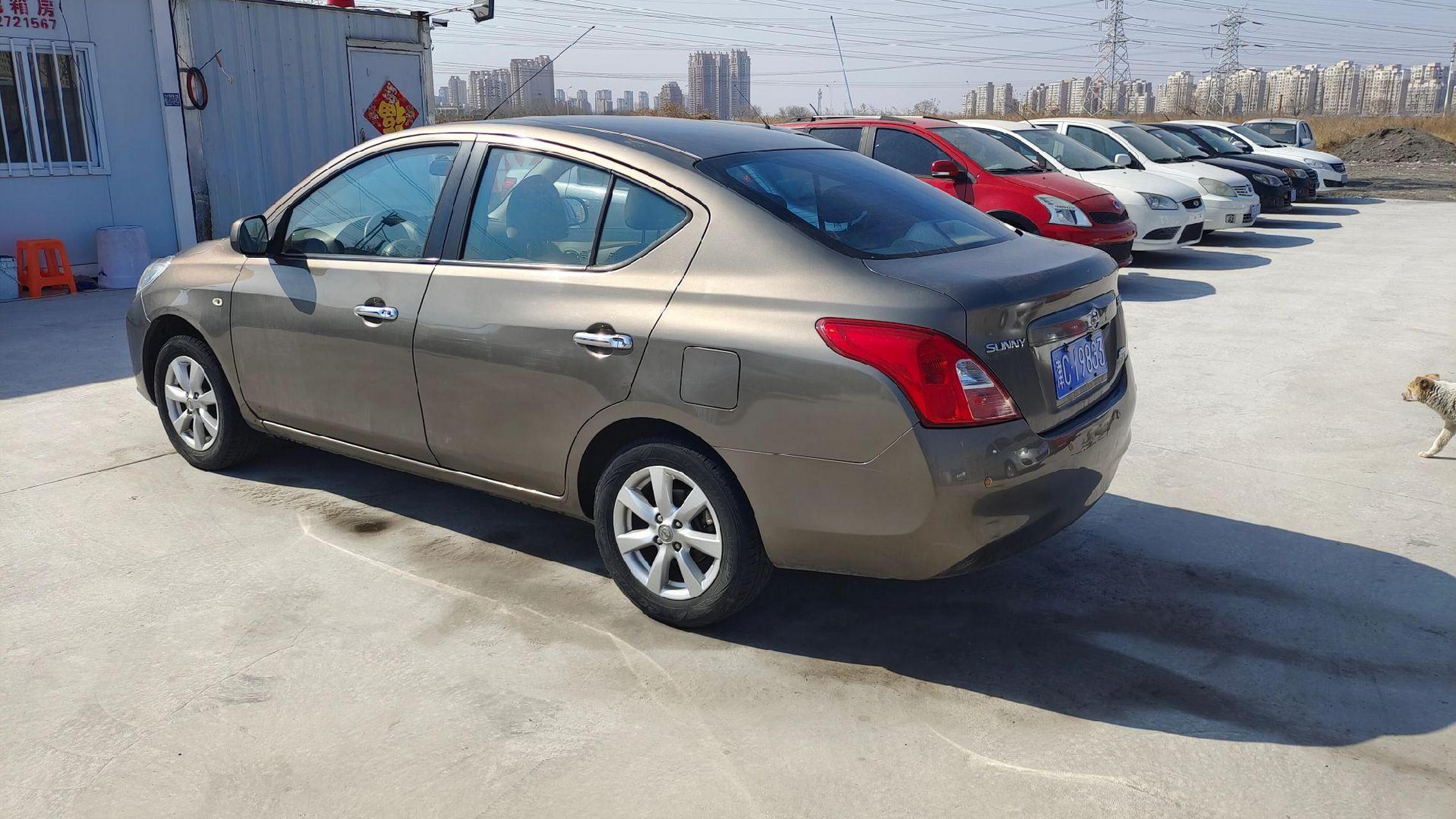 13 年尼桑阳光自动挡天窗一键启动,超级省油