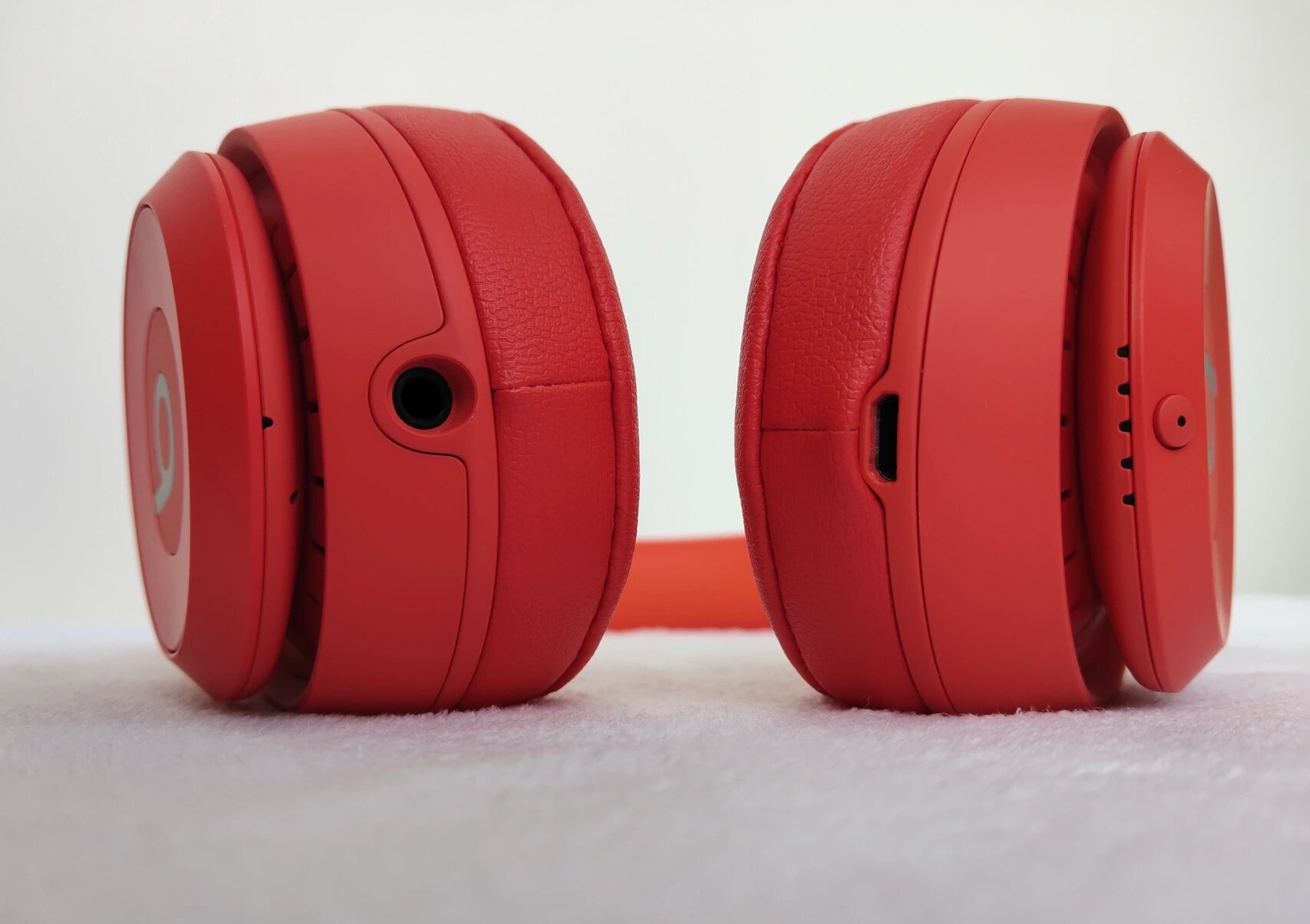 97新正品红色beats solo3 wireless蓝牙耳机 7915特点:苹果w1芯片