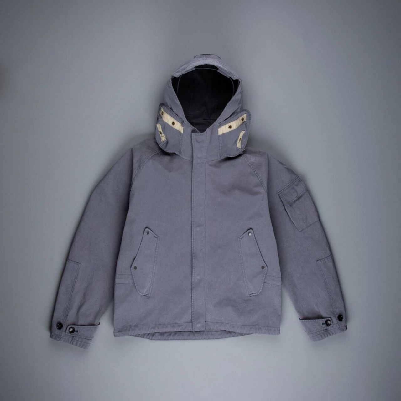 ojj面料短夹克parka tenc近年来成为国际上新崛起的意大利机能品牌