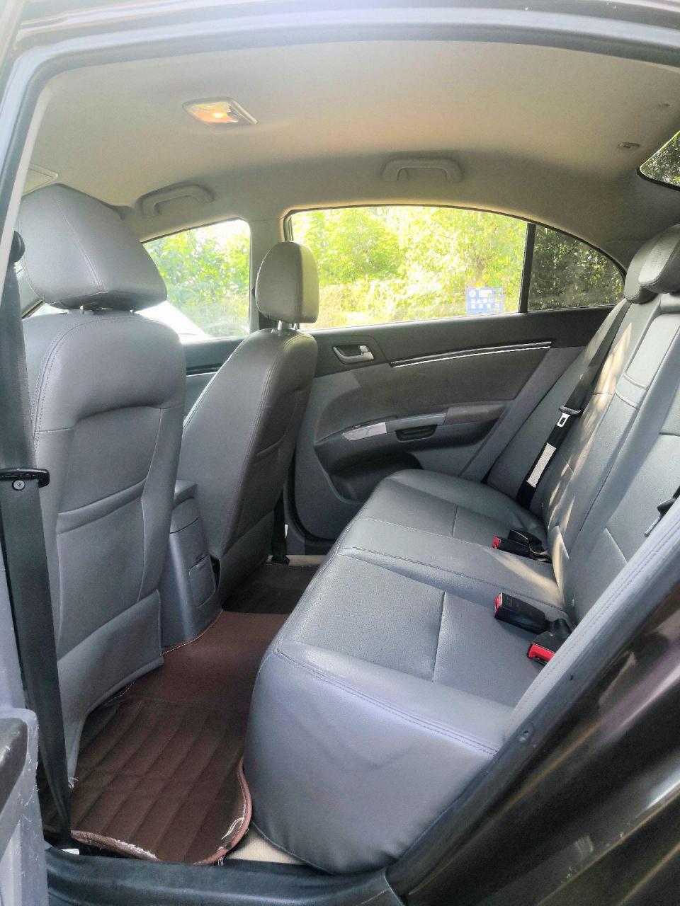 2013年帝豪ec718.1.8手动挡.10万km.私家车,放精品.1.