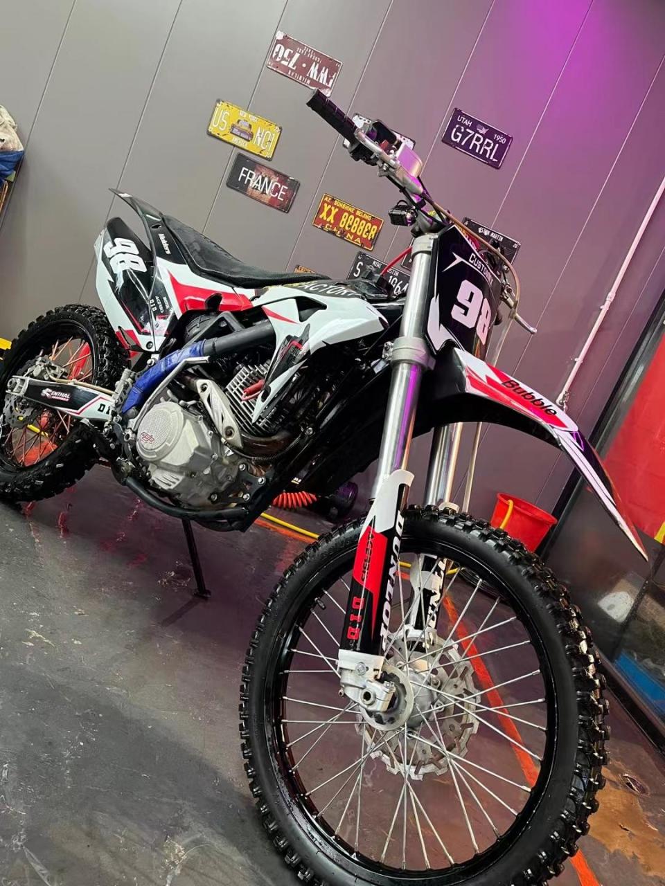 精品波速尔m1,新车指导价8000多,现在只需要50多张(送专业越野头客忖