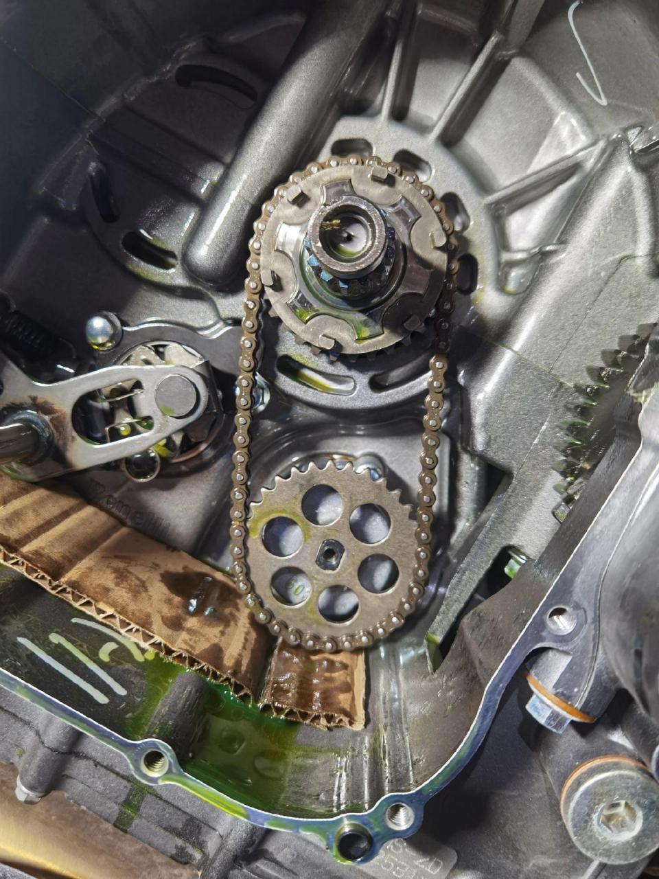 22款赛600,2万公里,机油泵链条依旧会磨箱体.
