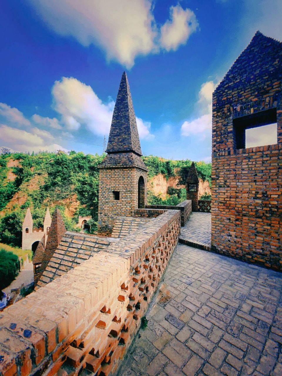 98棉花库景区 99位于陕西省铜川药王山附近 1965 年在国际形势