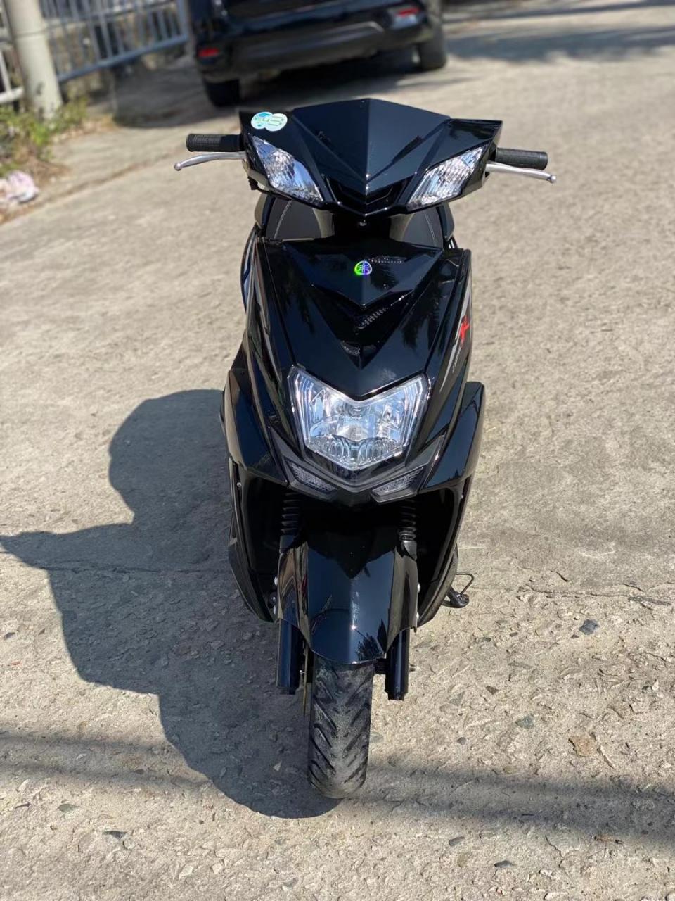 亮黑-正品 雅马哈尚领125cc