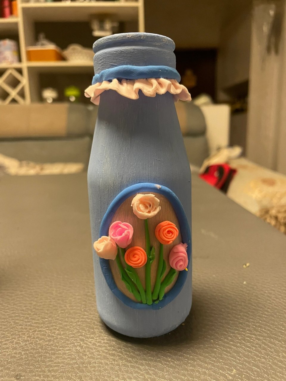 幼儿园手工作业——轻粘土花瓶 好不容易摆脱了幼儿园老师的称号,又