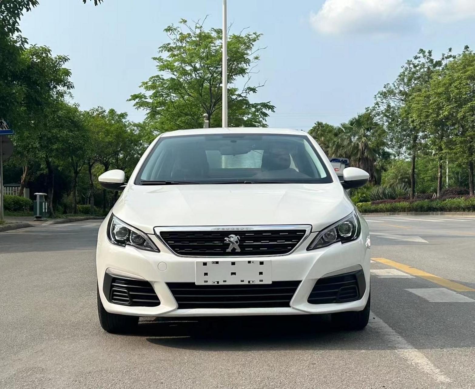 标致308. 16年12 月上牌,标致308,手动挡,1.