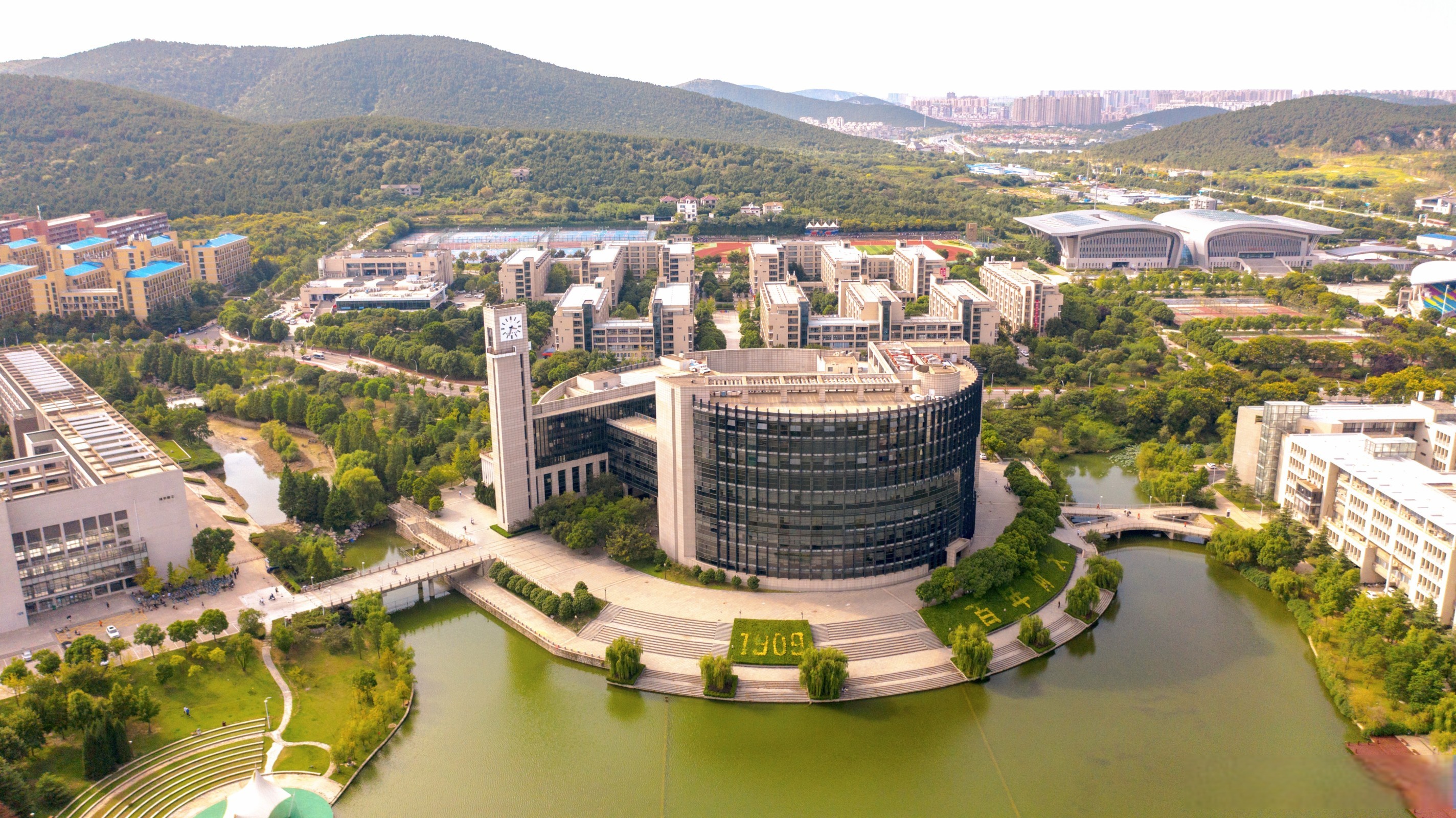 庆祝中国矿业大学建校115周年# 巍巍矿大,百又十五载; 源深流远,行健