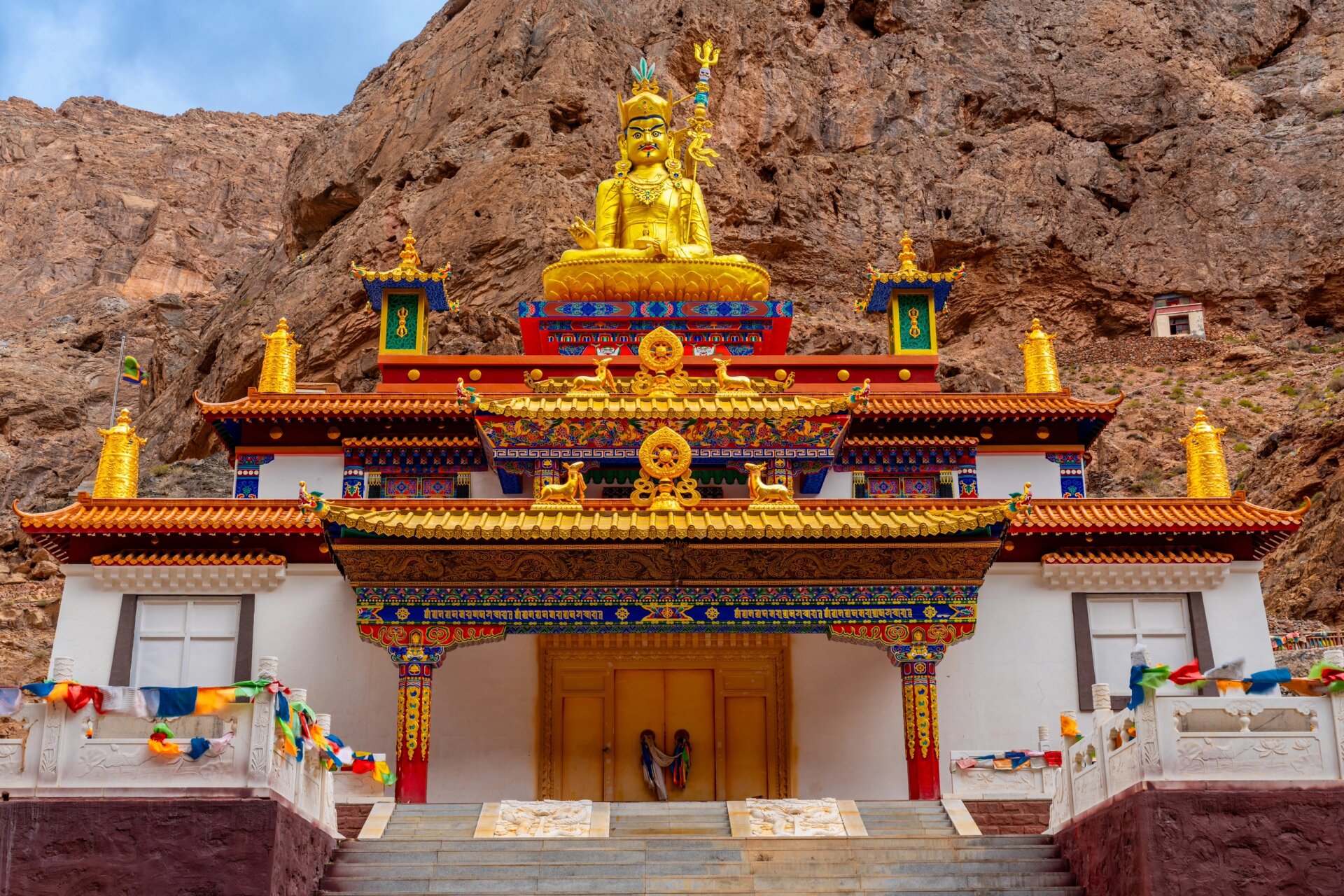 巴彦淖尔阿贵庙